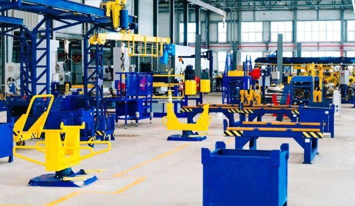 LIMPIEZA DE NAVES INDUSTRIALES