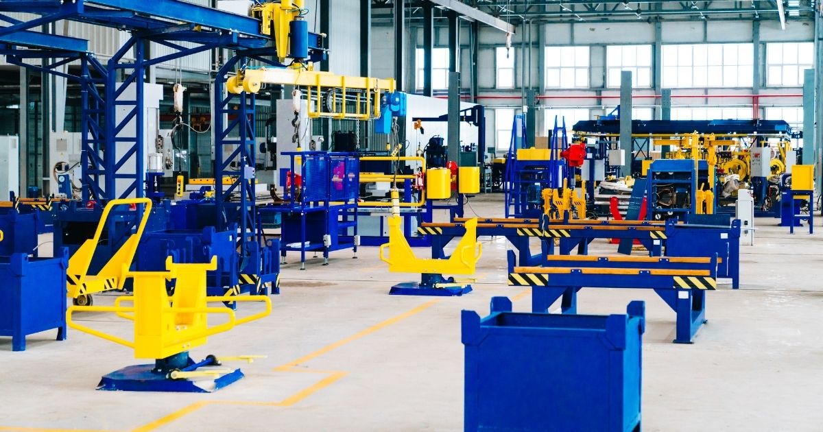 LIMPIEZA DE NAVES INDUSTRIALES