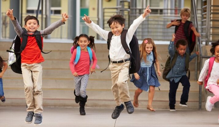 El Protocolo de Desinfección Crítica para Frenar Virus de Alta Propagación en Escuelas